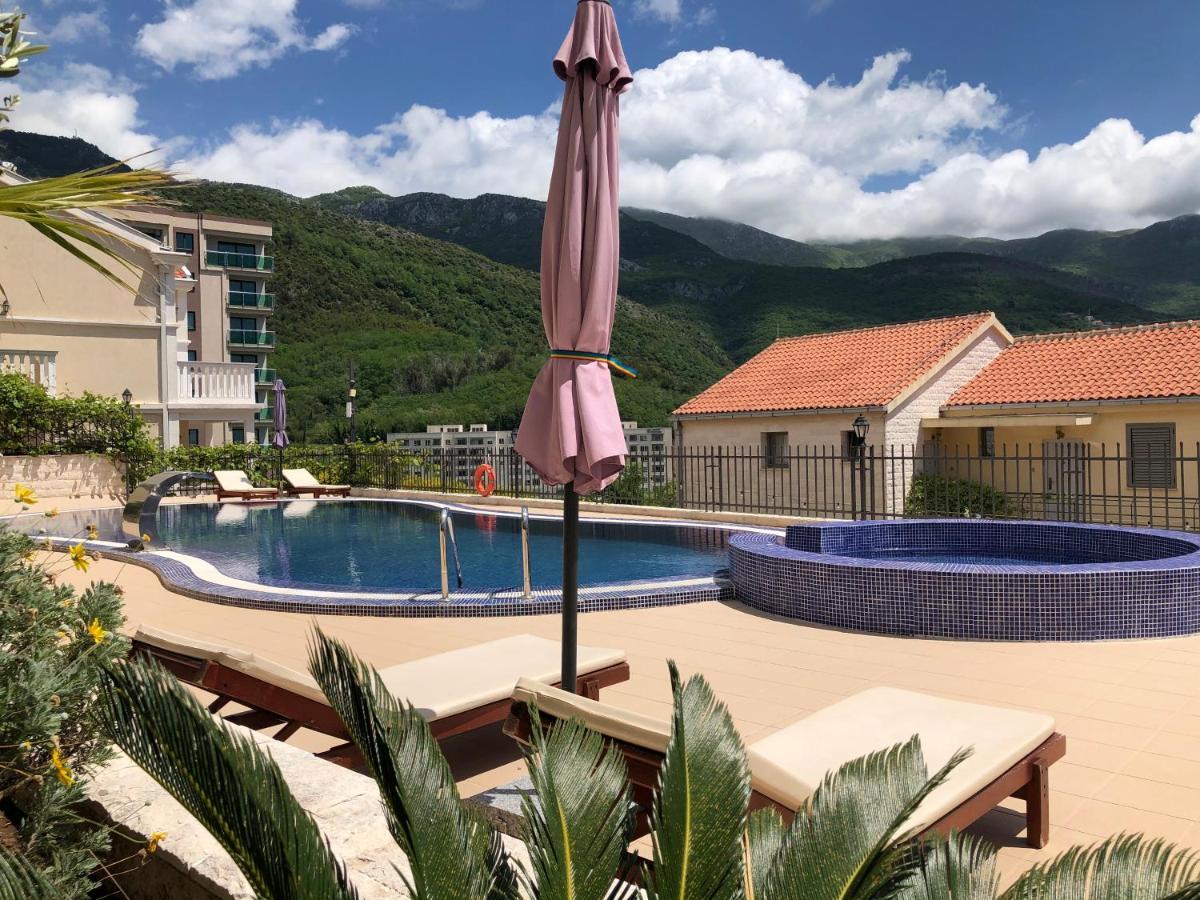 Sea View Two Bedroom Family Apartment With Pool - Sunset Ivanovici Bečići Exterior photo